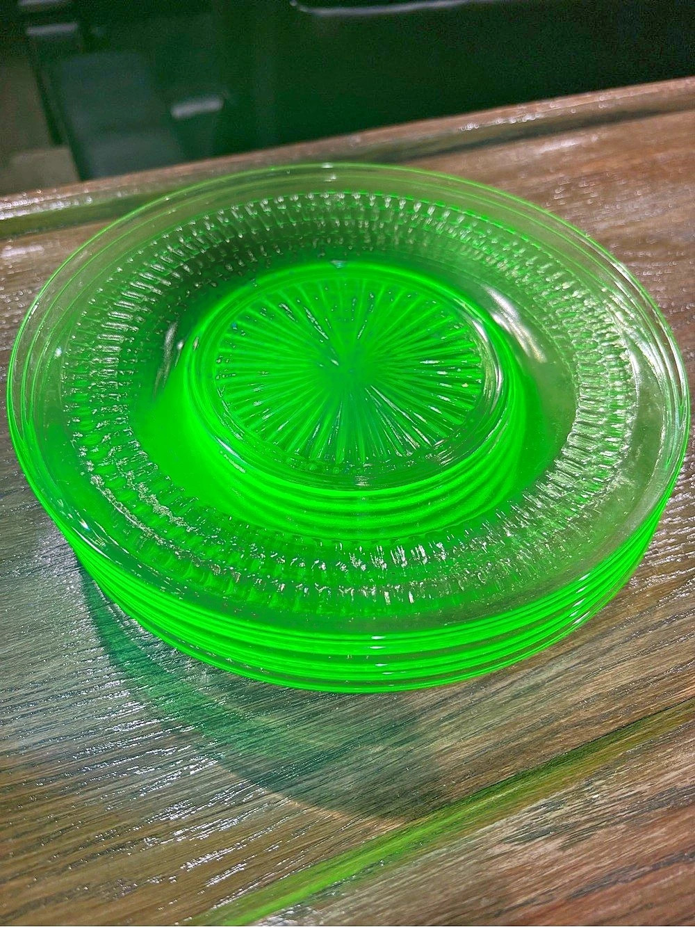 VTG- Uranium Roulette Pattern 959” set of 5 Hocking Dinner Plates